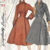 1952-Vintage-Sewing-Pattern-COAT-B33-R313-251169717702