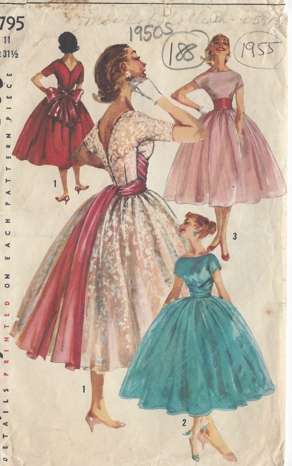 1956-Vintage-Sewing-Pattern-DRESS-B31-12-188-251146725374