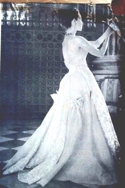 1955-Vintage-VOGUE-Sewing-Pattern-B34-DRESS-EVENING-GOWN-1290-By-JACQUES-HEIM-261872437637-3