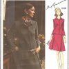1970-Vintage-VOGUE-Sewing-Pattern-TWO-PIECE-SUIT-B40-1774-By-Molyneux-252704374517